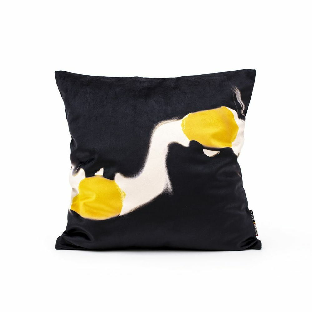 Подушка Toiletpaper Lemons 02331