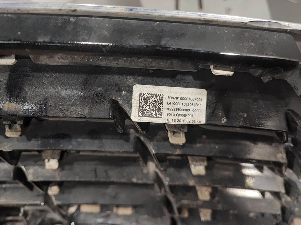 Решетка радиатора Mercedes S-Class (W222) 13-17 Б/У Оригинал A2228800383