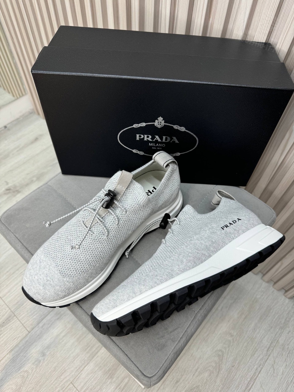 Кроссовки Prada