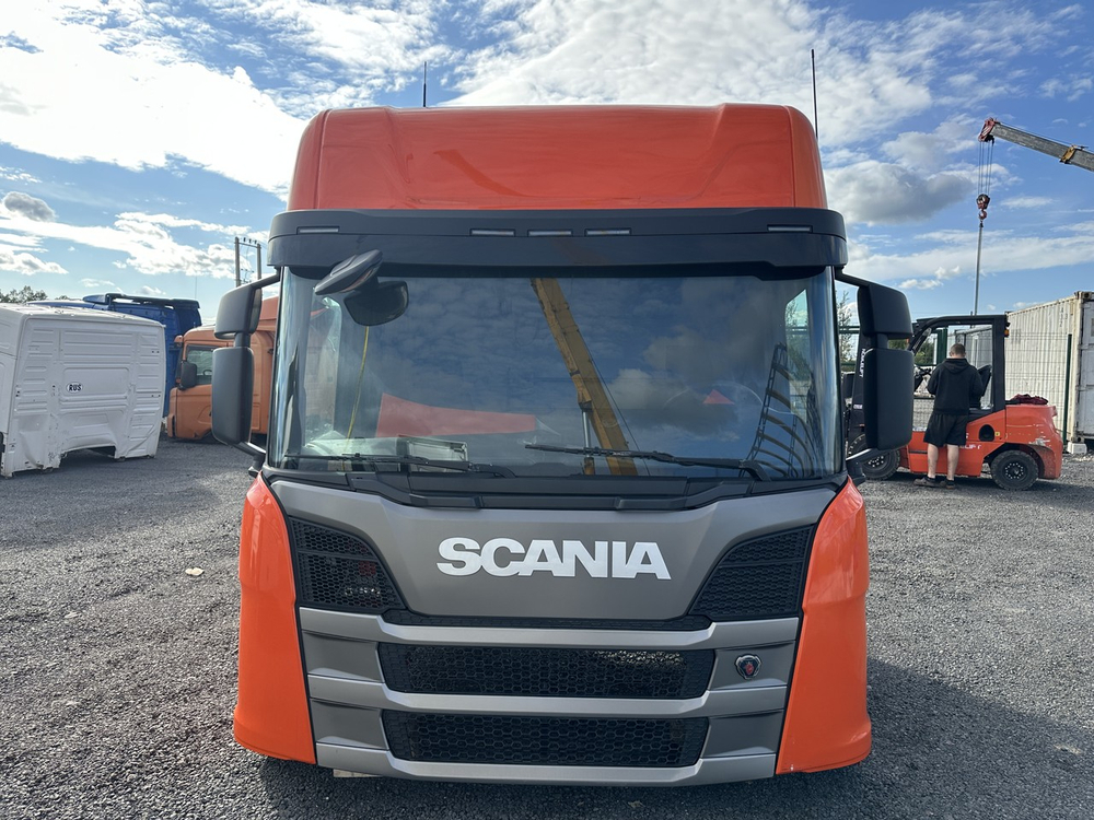 Кабина HighLine CR20 2019г АКПП