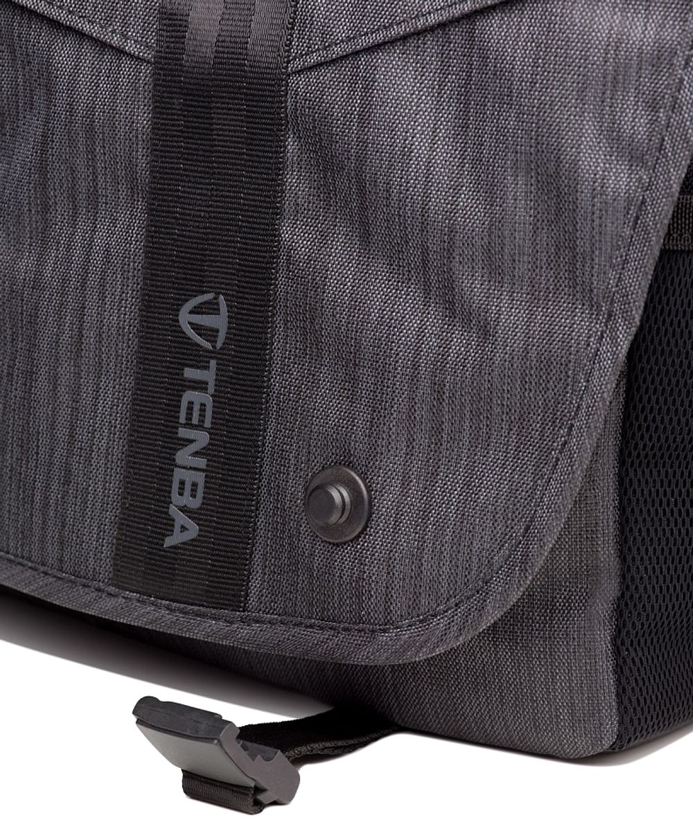 Tenba DNA Messenger 11 Graphite