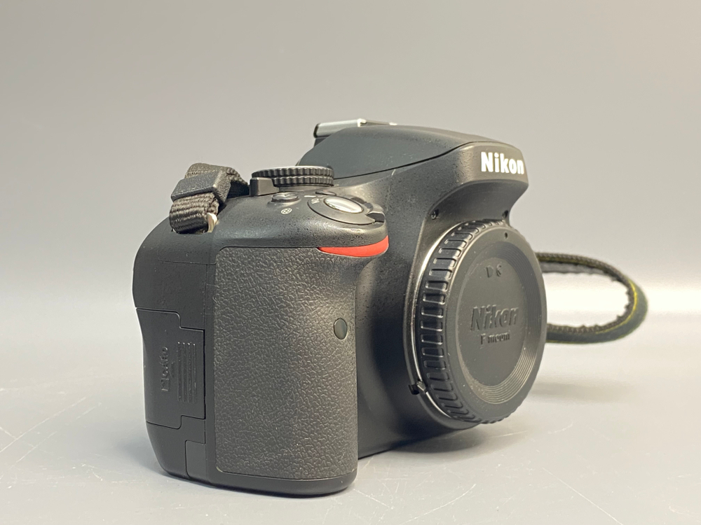 Nikon D5100 4000 кадров