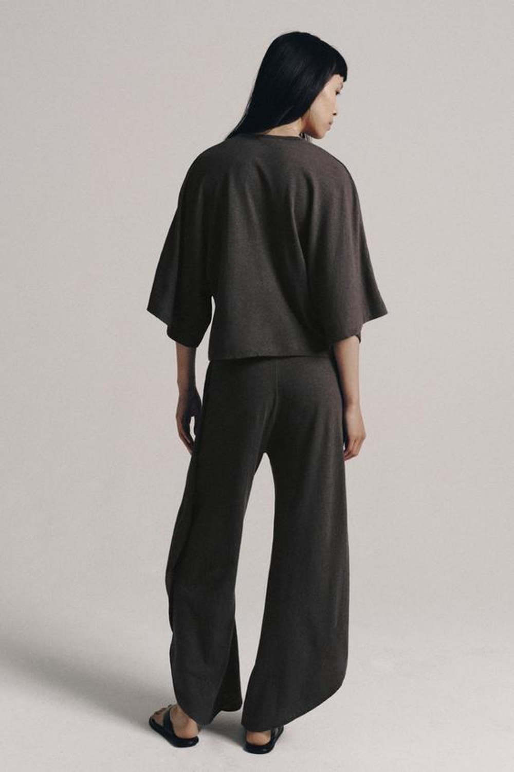 ZARA ЛЬНЯНЫЕ БРЮКИ С РАЗРЕЗАМИ, УГОЛЬНЫЙ