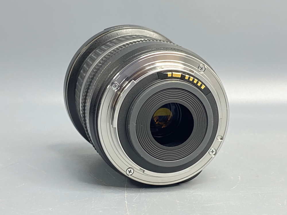 Canon EF-S 10-22mm f/3.5-4.5 USM
