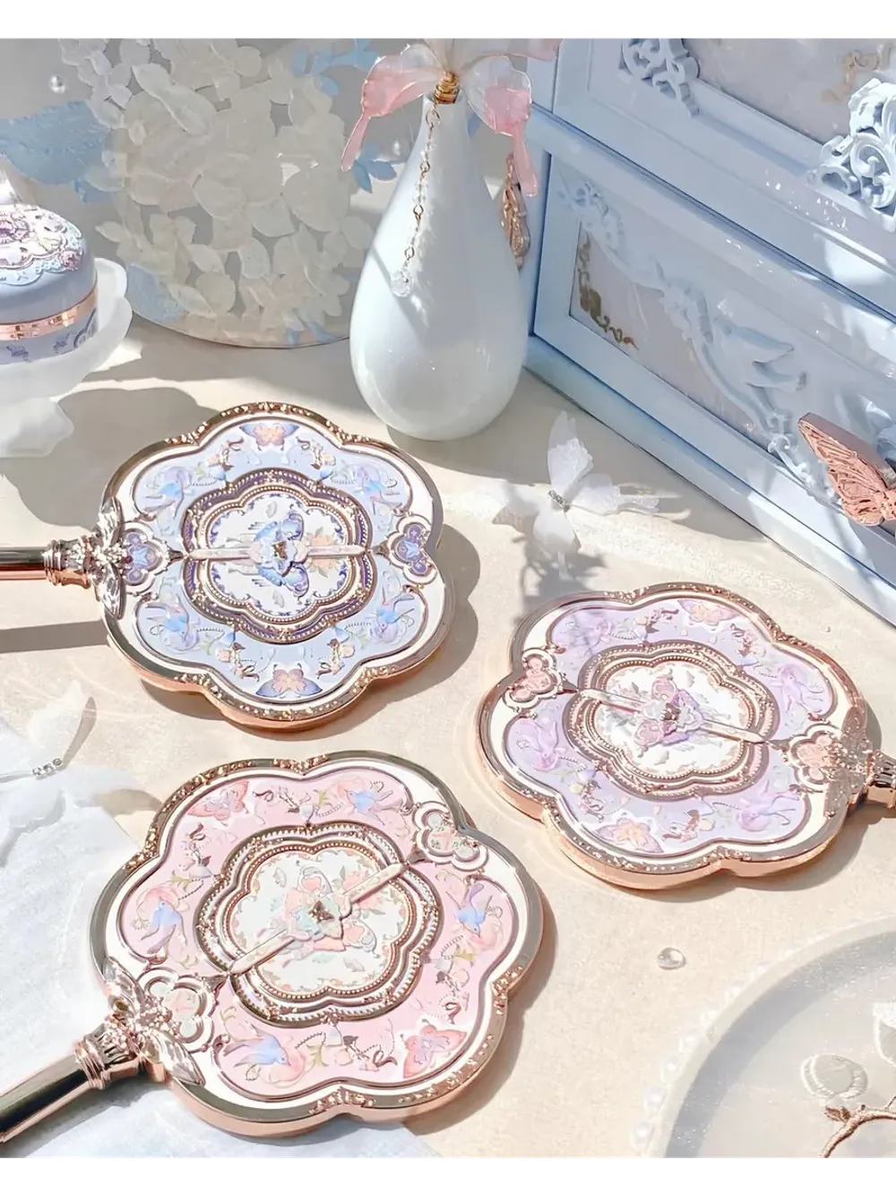 Ручное зеркало Flower Knows Butterfly Cloud Collar Hand Mirror - Floral Cyan