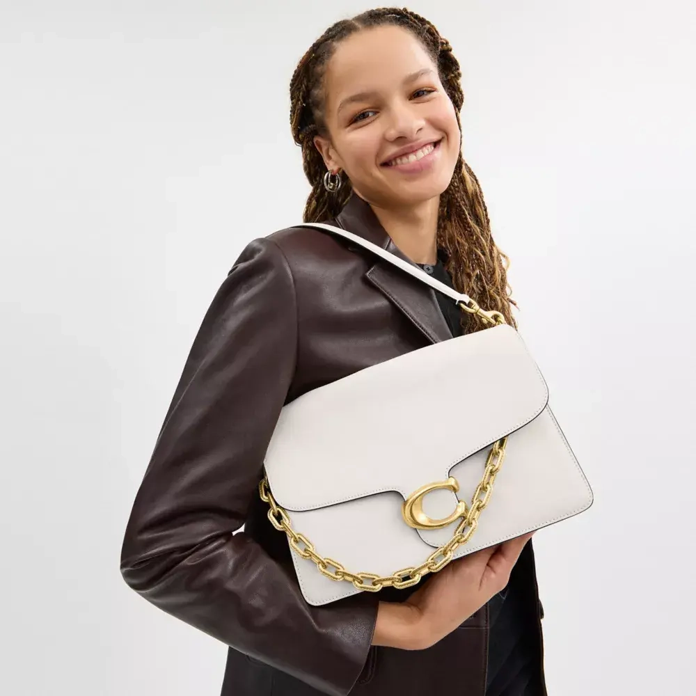COACH СУМКА ЧЕРЕЗ ПЛЕЧО TABBY 30 CHAIN, БЕЛЫЙ