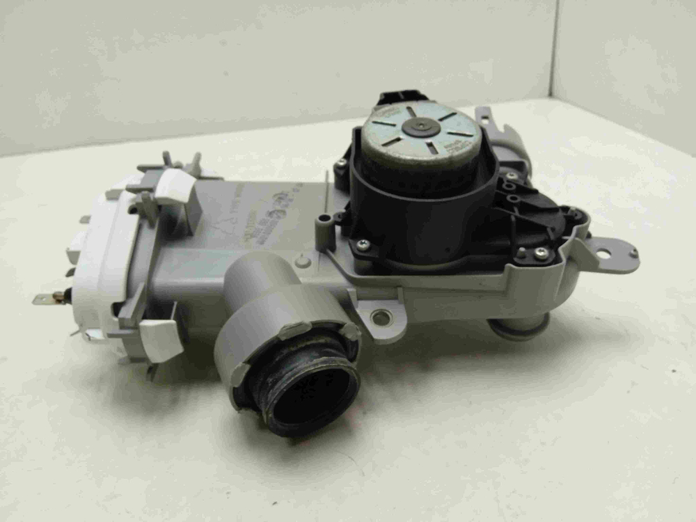SGV57T13EU/05 ктп23 ТЭН для посудомоечной машины Bosch 00600010 б/у