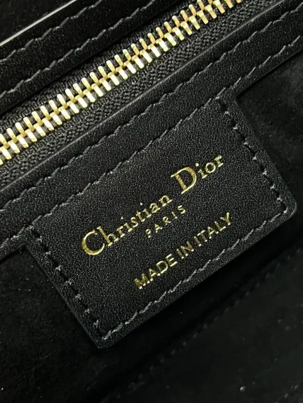 Сумка Dior 30 Montaigne Avenue черный