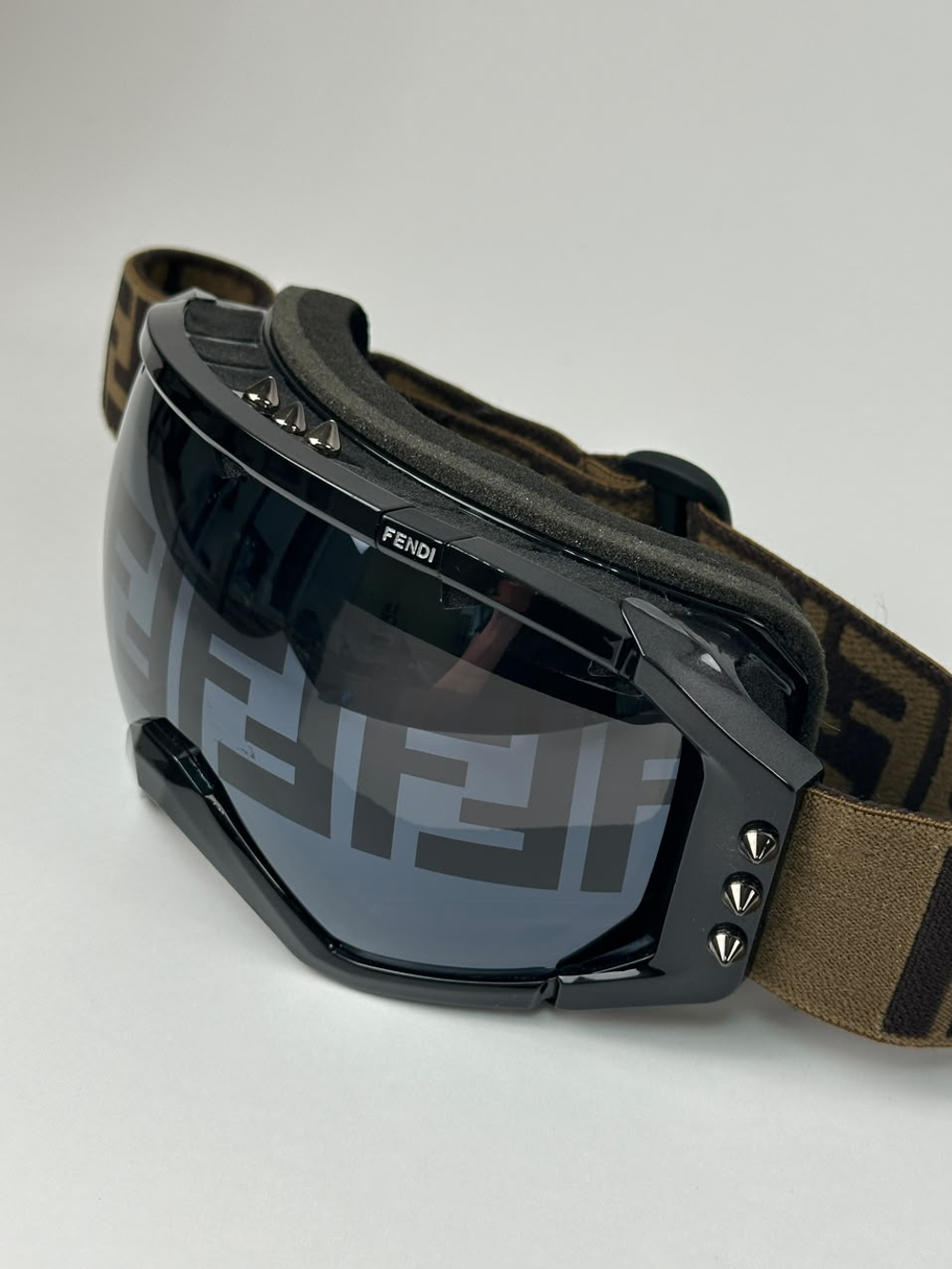 Горнолыжные очки Fendi Studded Ski Goggles