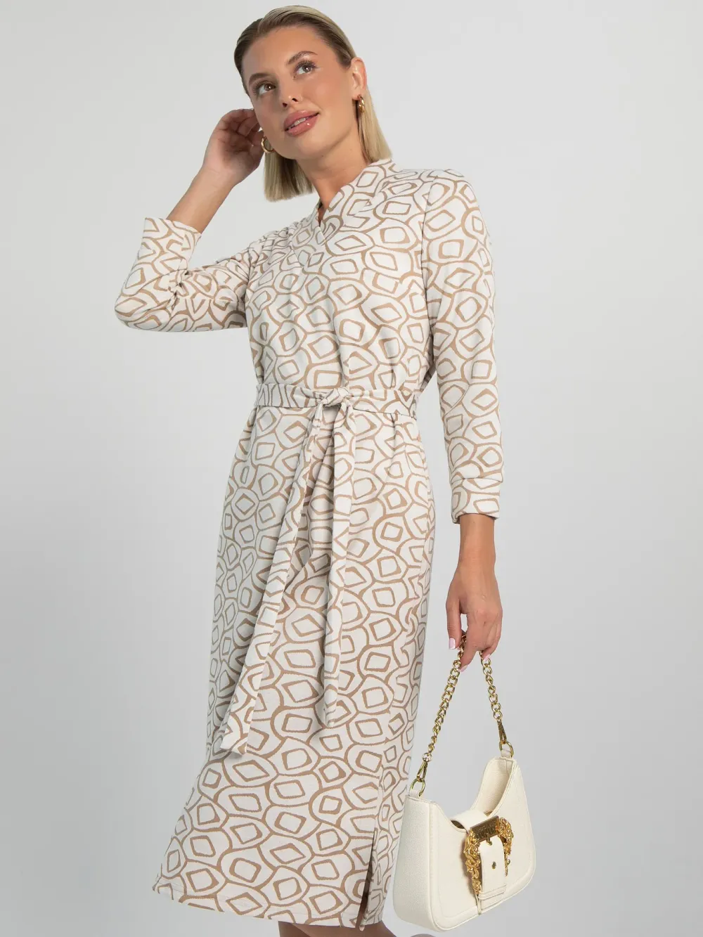 Платье Лаконичный стиль (бежевое) П16035-19М LT Collection