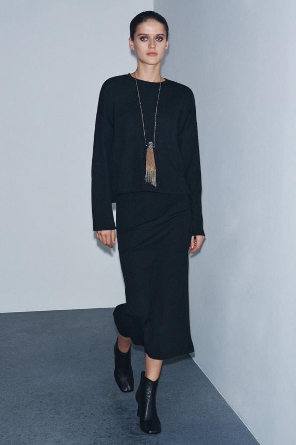 ZARA ЮБКА МИДИ ИЗ МЯГКОЙ ТКАНИ, ЧЕРНЫЙ МЕЛАНЖ
