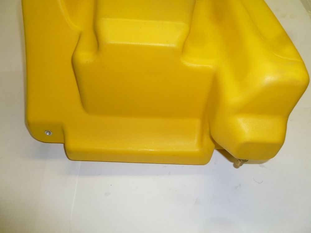 Бак для воды TSS-VP80ТH/L (с краном и шлангом=300 мм)/Water tank assy