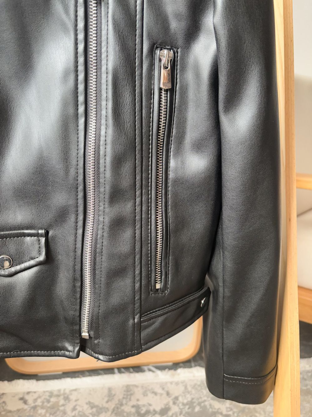 Куртка косуха из искусственной кожи Zara, 152