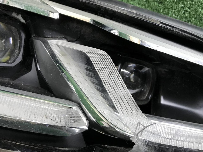 Фара правая BMW 5er G30 (2020-2023) LED
