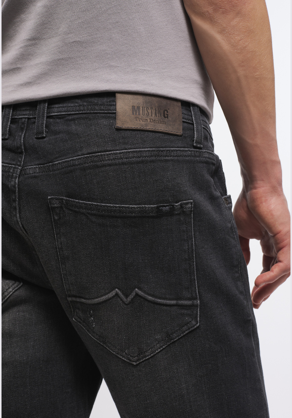 Джинсы Oregon Tapered 1012904-4000-884