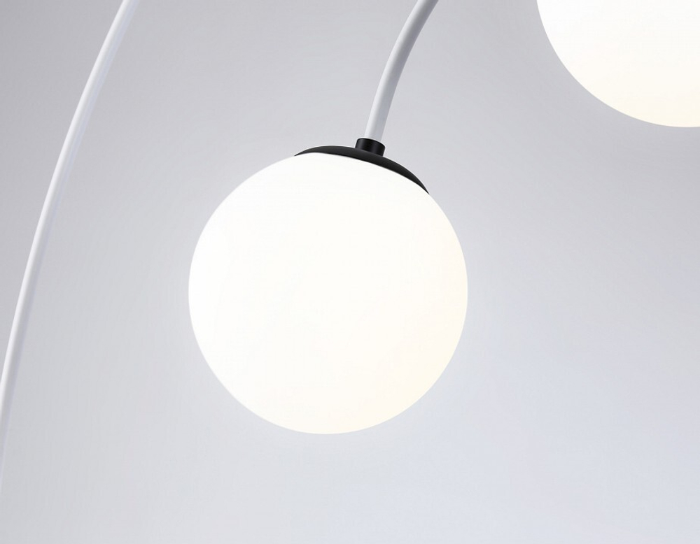 Люстра на штанге Ambrella Light TR TR2572