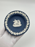 Тарелочка декоративная Wedgwood тёмно-синяя