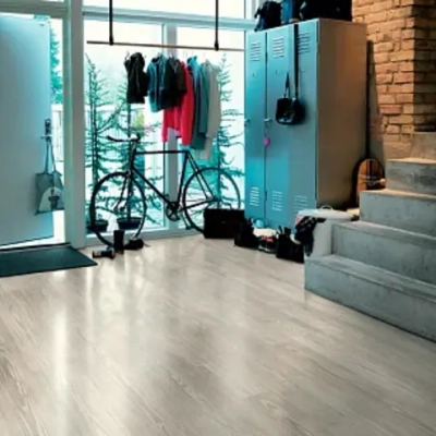 Плитка ПВХ Pergo Classic Plank Glue V3201-40054 Сосна Шале Светло-Серая 1256*194*2,5 (3,655)