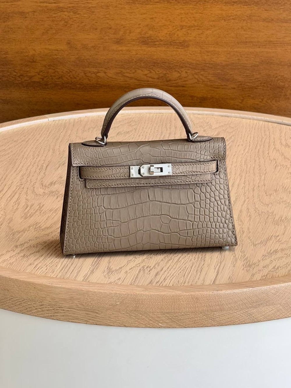 Сумка Hermes Kelly 19 из кожи крокодила