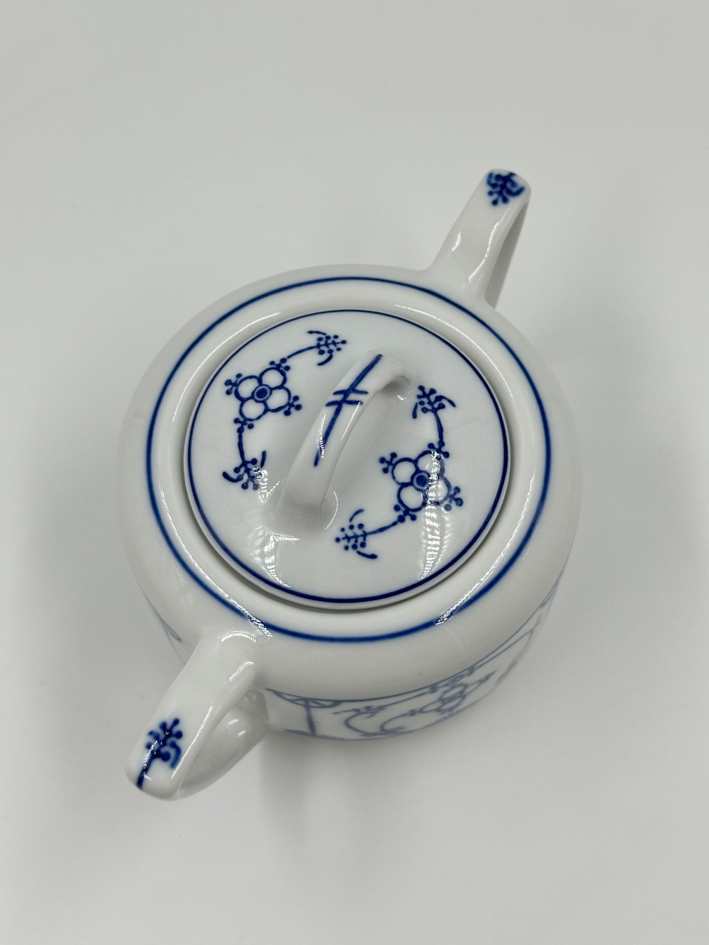 Сахарница Indisch Blau, Jäger