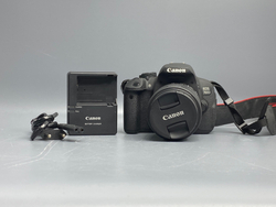 Canon EOS 700D kit 18-55mm IS STM 1.500 кадров