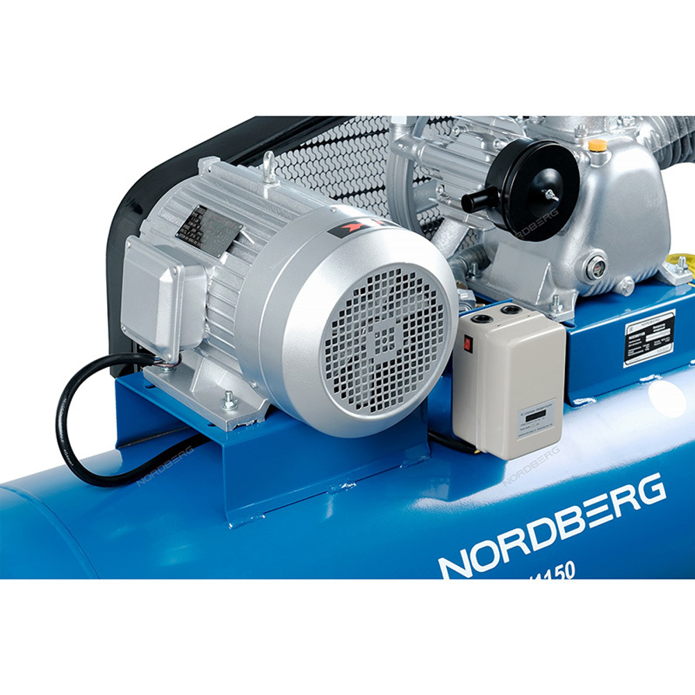 NORDBERG (NCE300/1150) Компрессор 3-х поршн., ременной, чугунная головка, 380В, ресив. 300л, 1150л/мин
