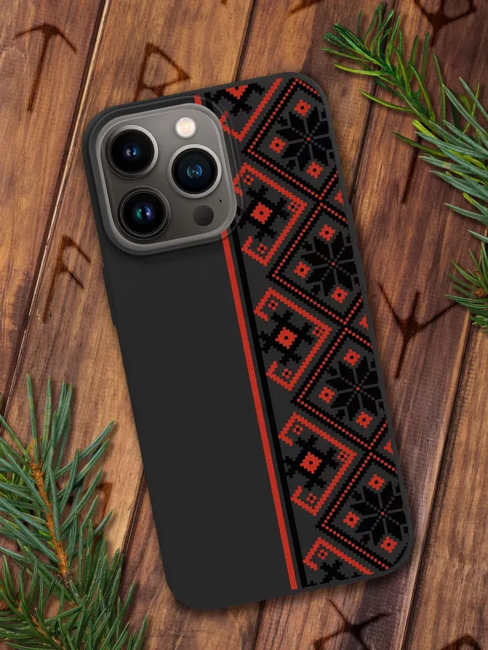 Чехол на iPhone 14 Pro с принтом