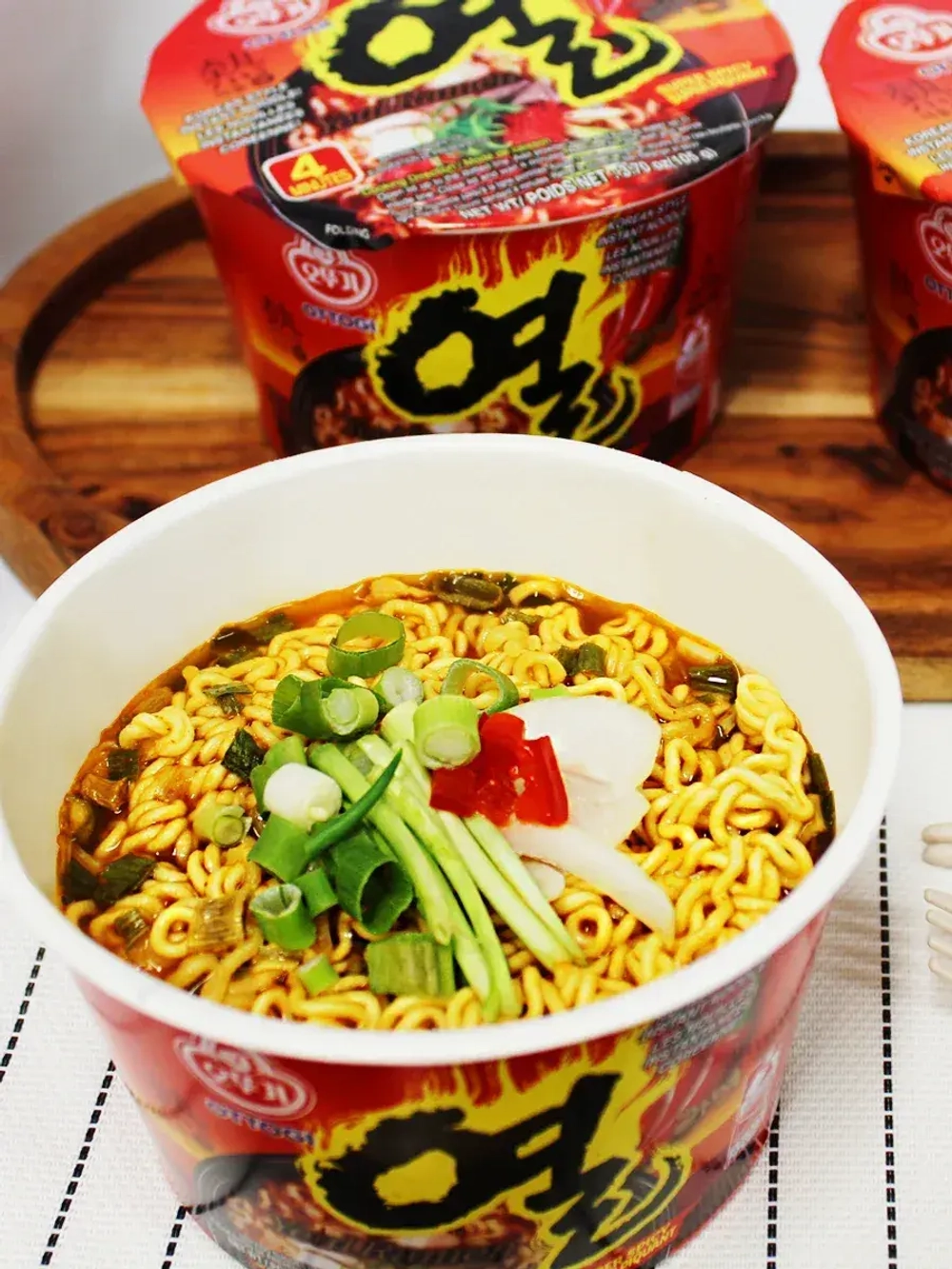 Лапша Yeul Ramen Оттоги со вкусом острого перца 105 г * 2 шт