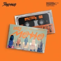 Альбом ITZY - MOTTO [Cassette tape ver.]