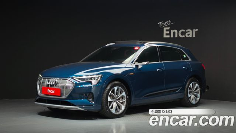 Audi e-tron 55 Quattro — 2020
