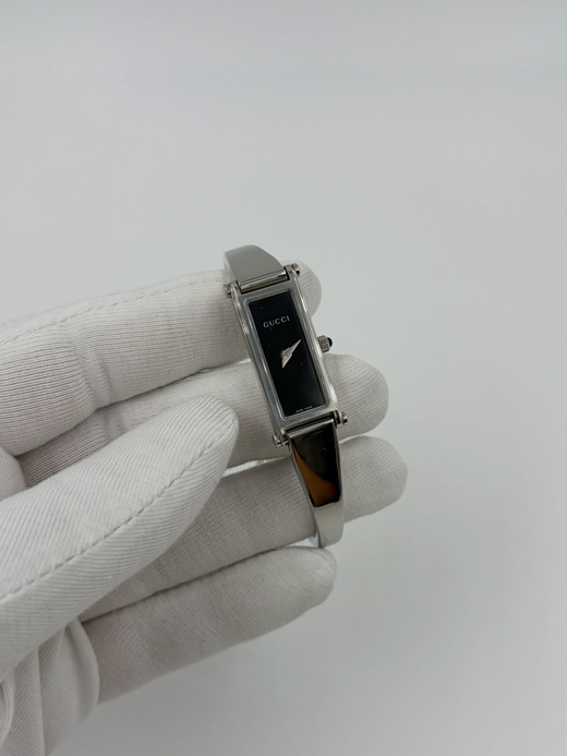 Часы Gucci 1500L