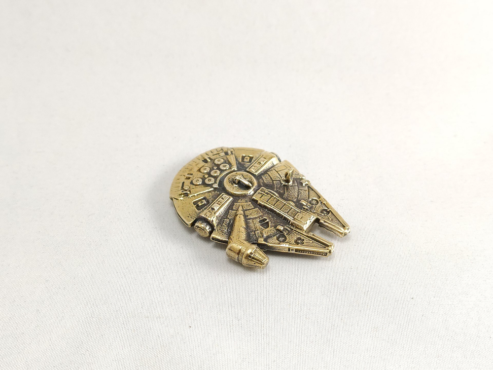 Статуэтка. Millenium Falcon (отдельная подставка). Звёздные войны.