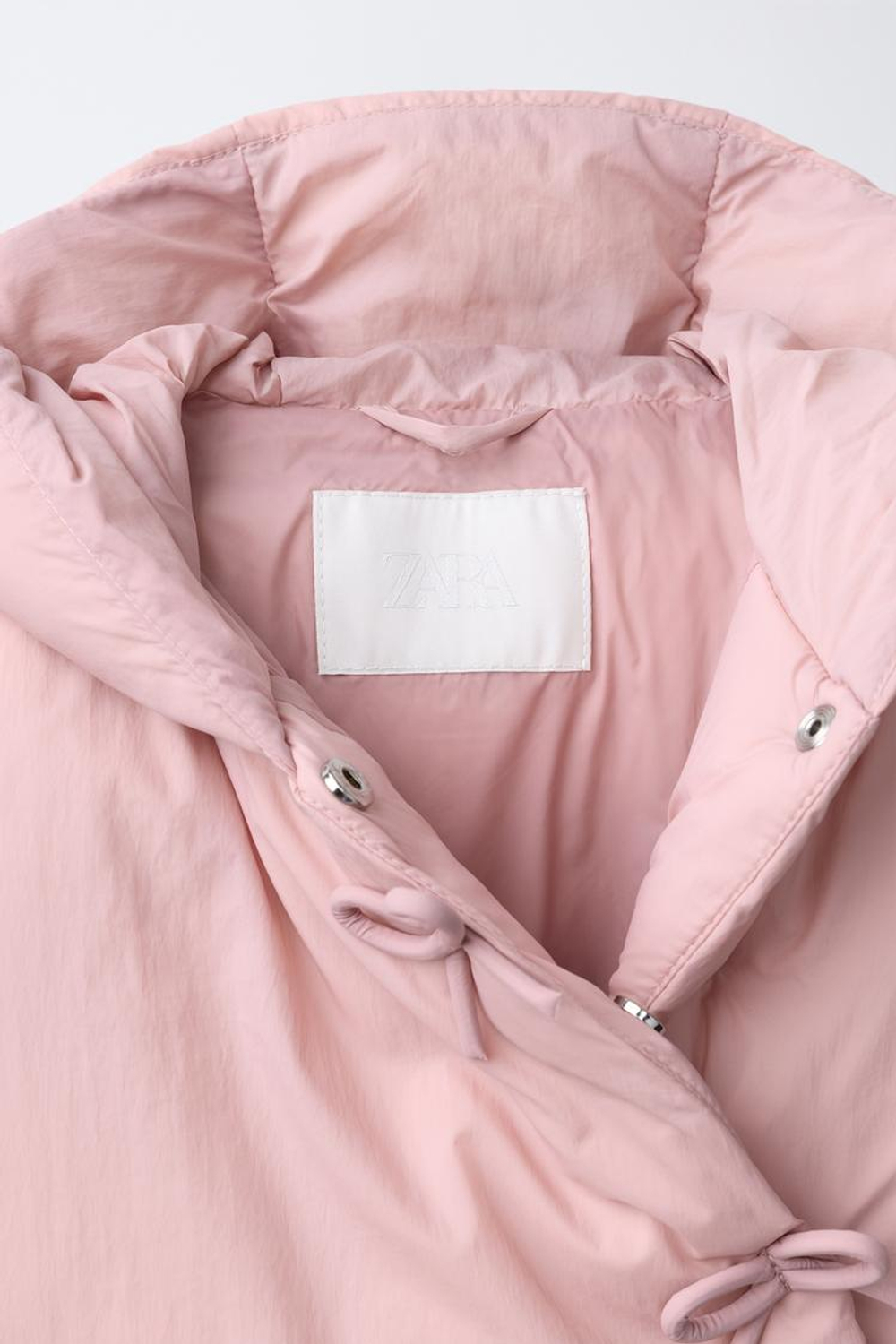 ZARA КУРТКА WATER REPELLENT ИЗ НЕЙЛОНА С БАНТИКАМИ, МЯГКИЙ РОЗОВЫЙ