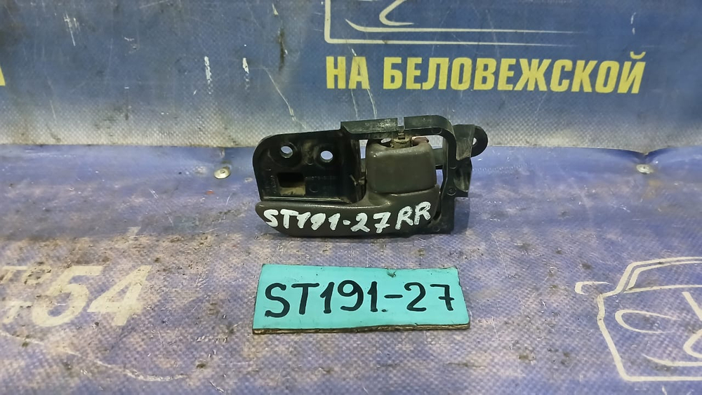 Ручка двери задней правой салонная TOYOTA CORONA 1995
