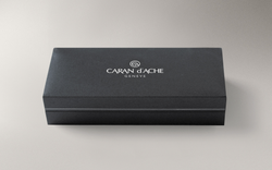 Роллер Carandache Madison Cisele GP латунь позолота (4670.282)