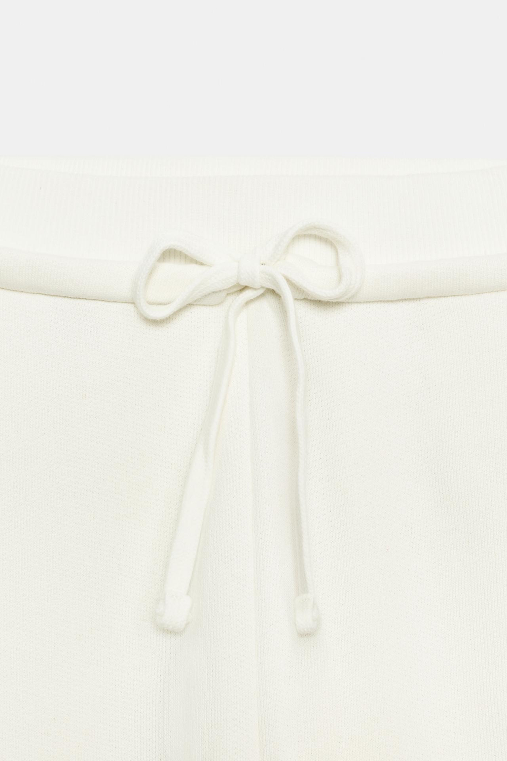 ZARA БРЮКИ ИЗ МЯГКОЙ ТКАНИ НА ШНУРКЕ, ЖЕЛТОВАТО-БЕЛЫЙ