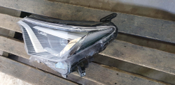 Фара левая LED Toyota RAV4 IV (XA40) 15-19 Б/У Оригинал 8118542680