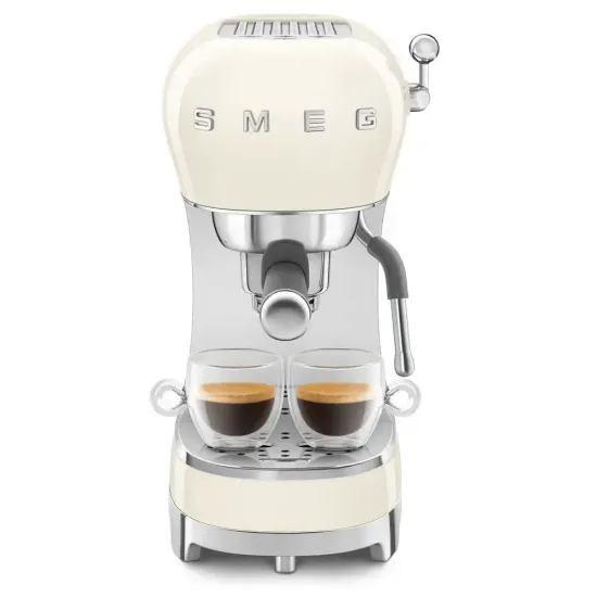 Кофемашина-эспрессо SMEG ECF02CREU, кремовый, ретро / 1350 Вт / 15 бар