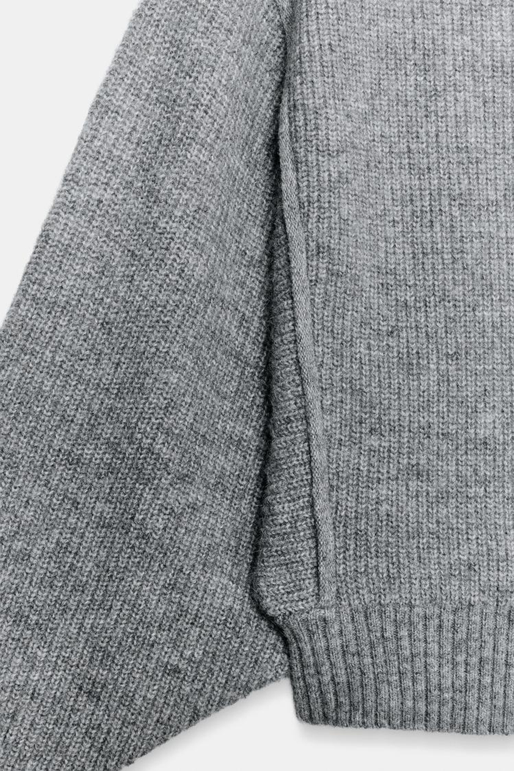 ZARA СВИТЕР С ЗАНИЖЕННОЙ ПРОЙМОЙ, СЕРЫЙ МЕЛАНЖ