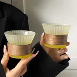 Чашка 220 мл кофейная без ручки желтая матовая Japanese Style дерев. вставка d 9,1 см h7,1 см [1]