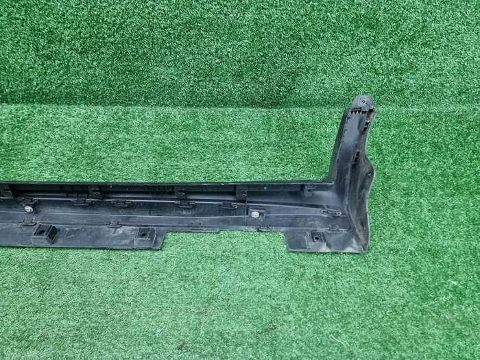Накладка порога правая Geely Coolray (2019-2024)