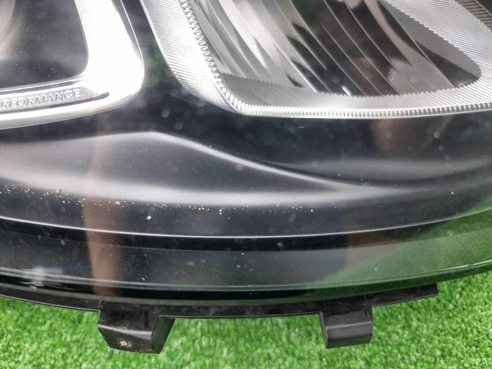 Фара правая Mercedes GLC X253 (2015-2019) LED