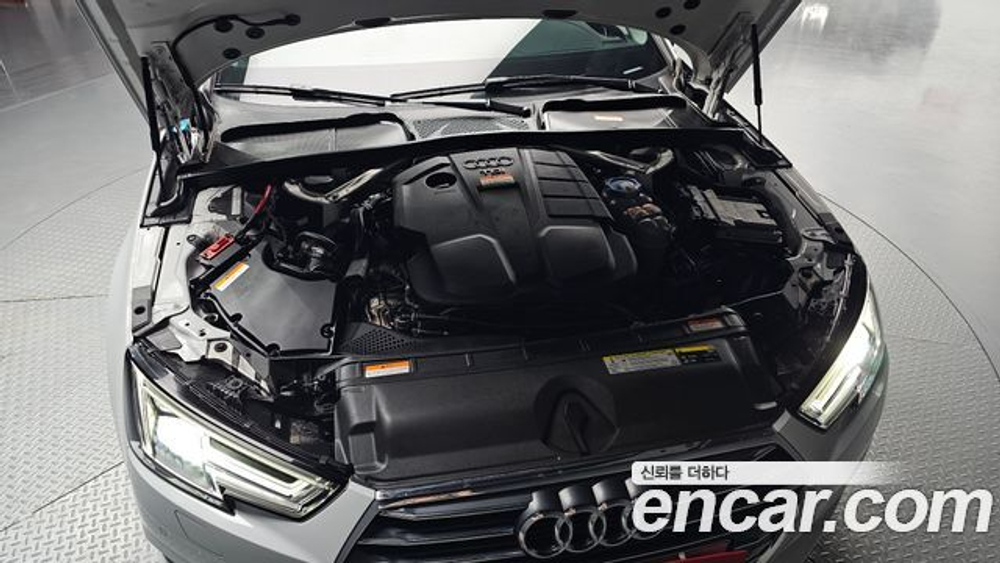 Audi A4 30 TDI Premium — 2018