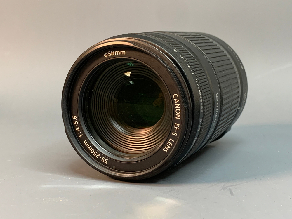 Canon EF-S 55-250mm 4-5.6 IS