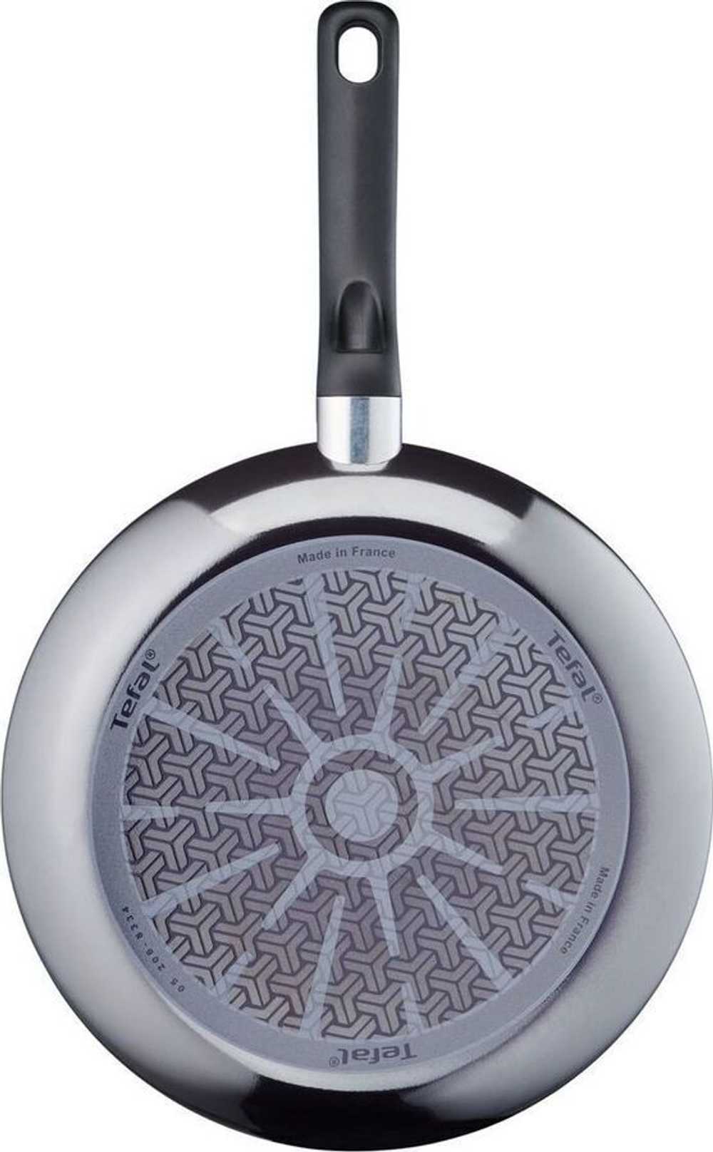 Сковорода Tefal Resist 28 см D5160632
