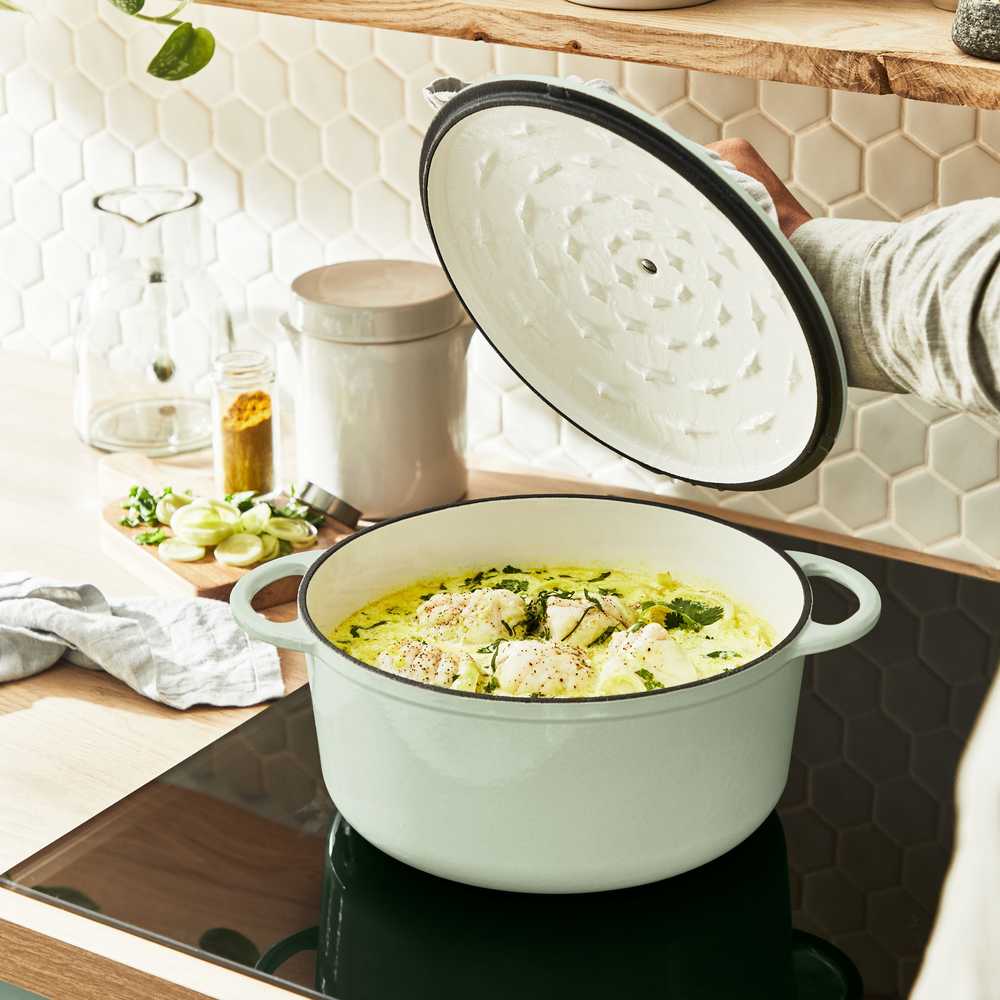 Кастрюля с крышкой Tefal LOV 25 см E2580404