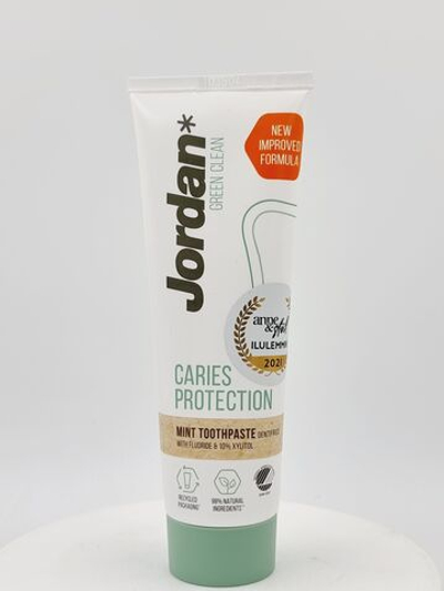 Зубная паста Jordan "Green Clean" защита от кариеса (фтор+10% ксилит), экстракт ромашки, 75 мл (Швеция)