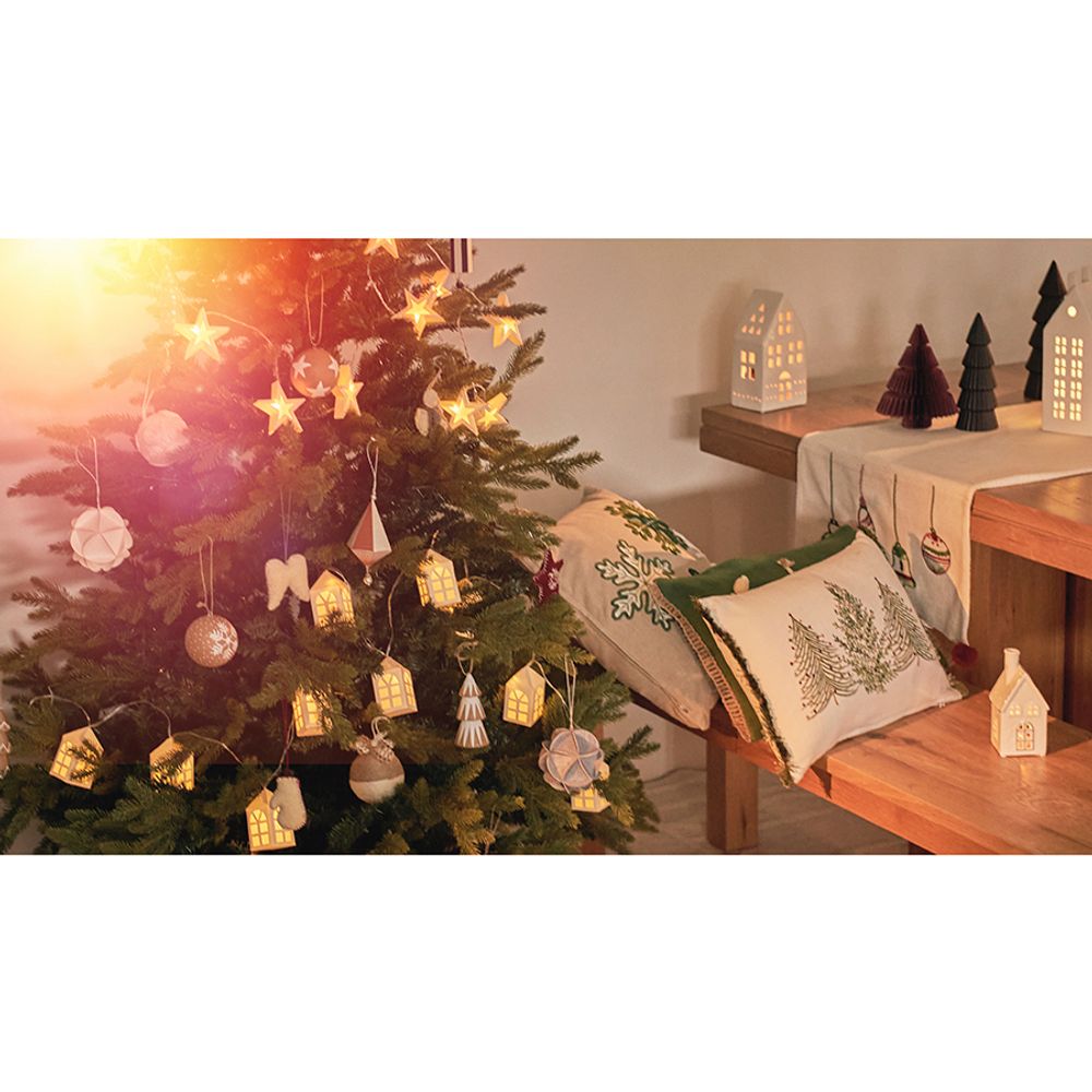Дорожка с вышивкой Christmas decorations из коллекции New Year Essential, 45х150 см