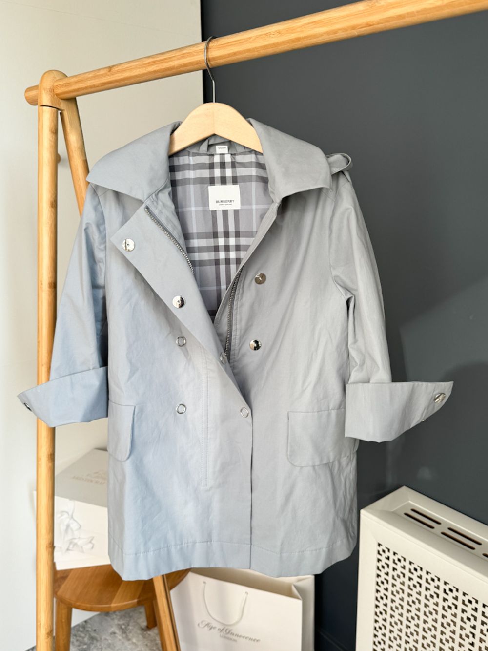 Плащ Burberry, 116