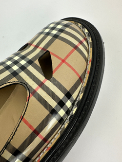 Сандалии Burberry